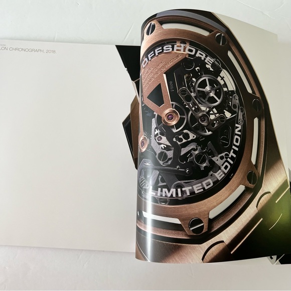 Audemars Piguet Royal Oak Offshore 25th Anniversary book rare future of first - Picture 8 of 17